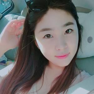 Meet your Posher, Narae